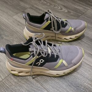 On Running Athletic Shoes in Gray and Green